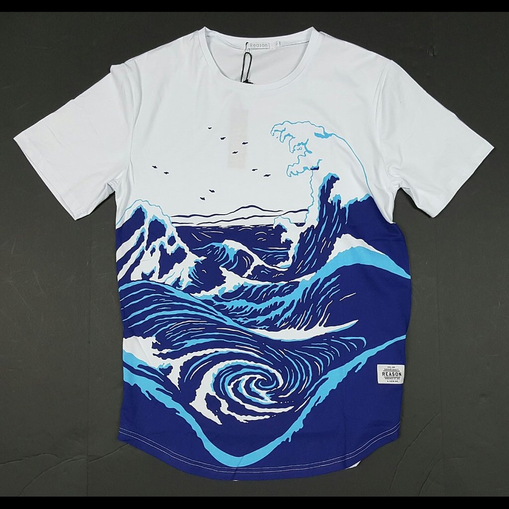 Reason Waves Tee size large